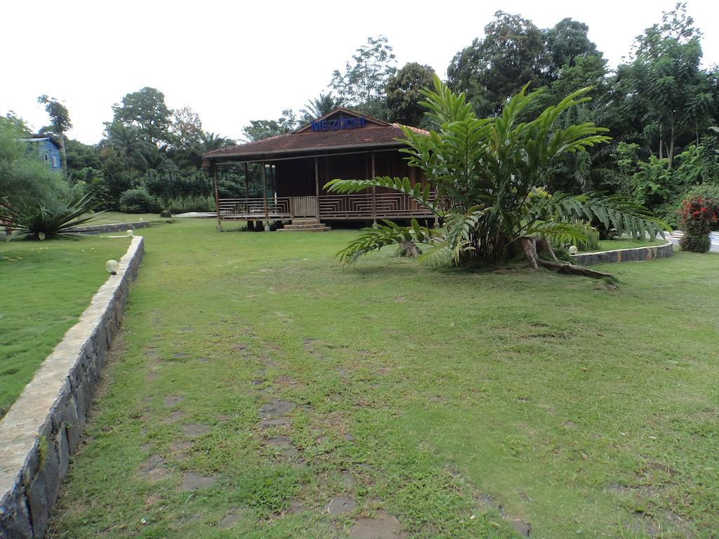 Jardim Botanico Me-Zochi Hotell Sao Tome Exteriör bild
